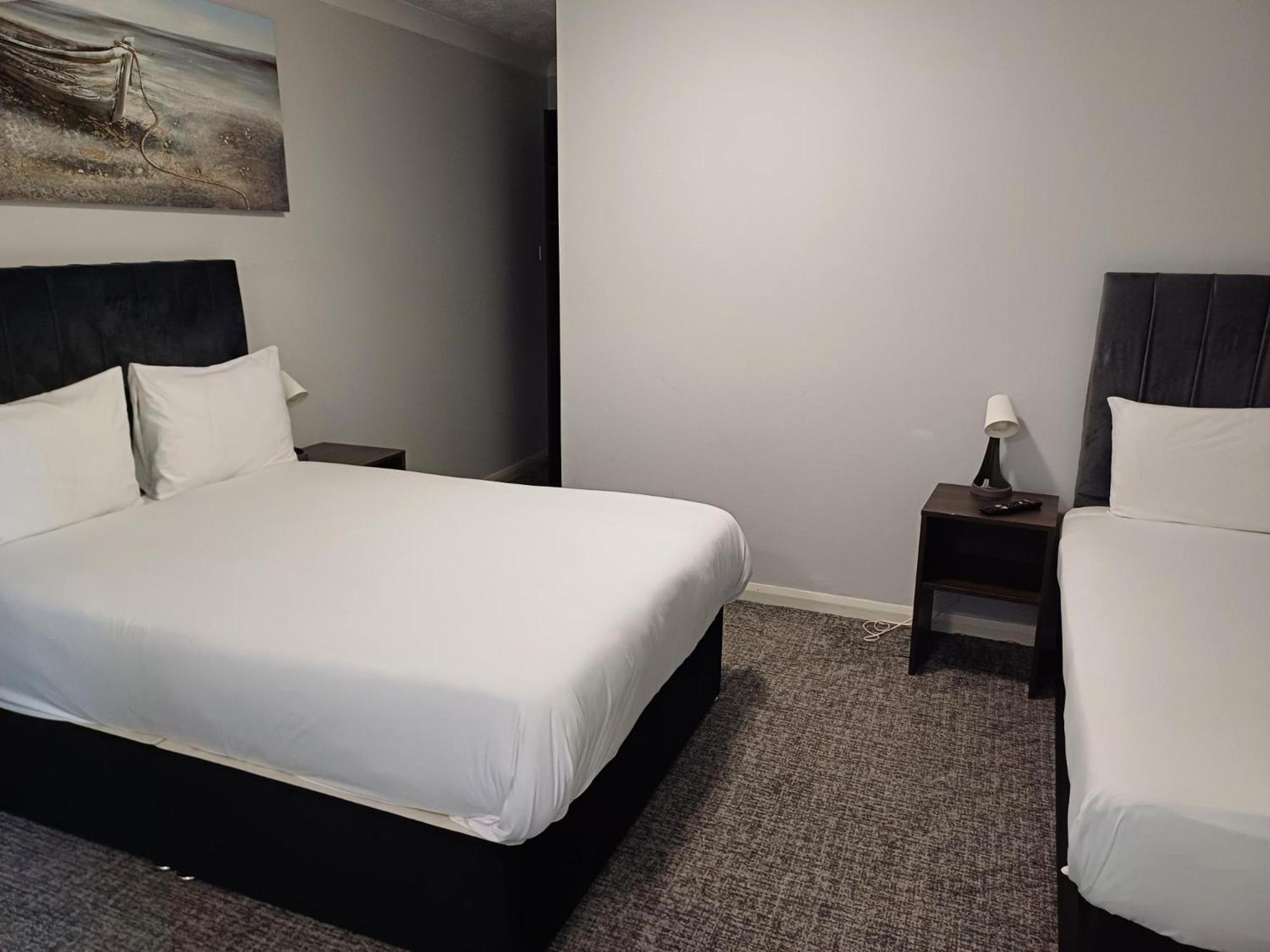 Kings Park Hotel Glasgow Oda fotoğraf