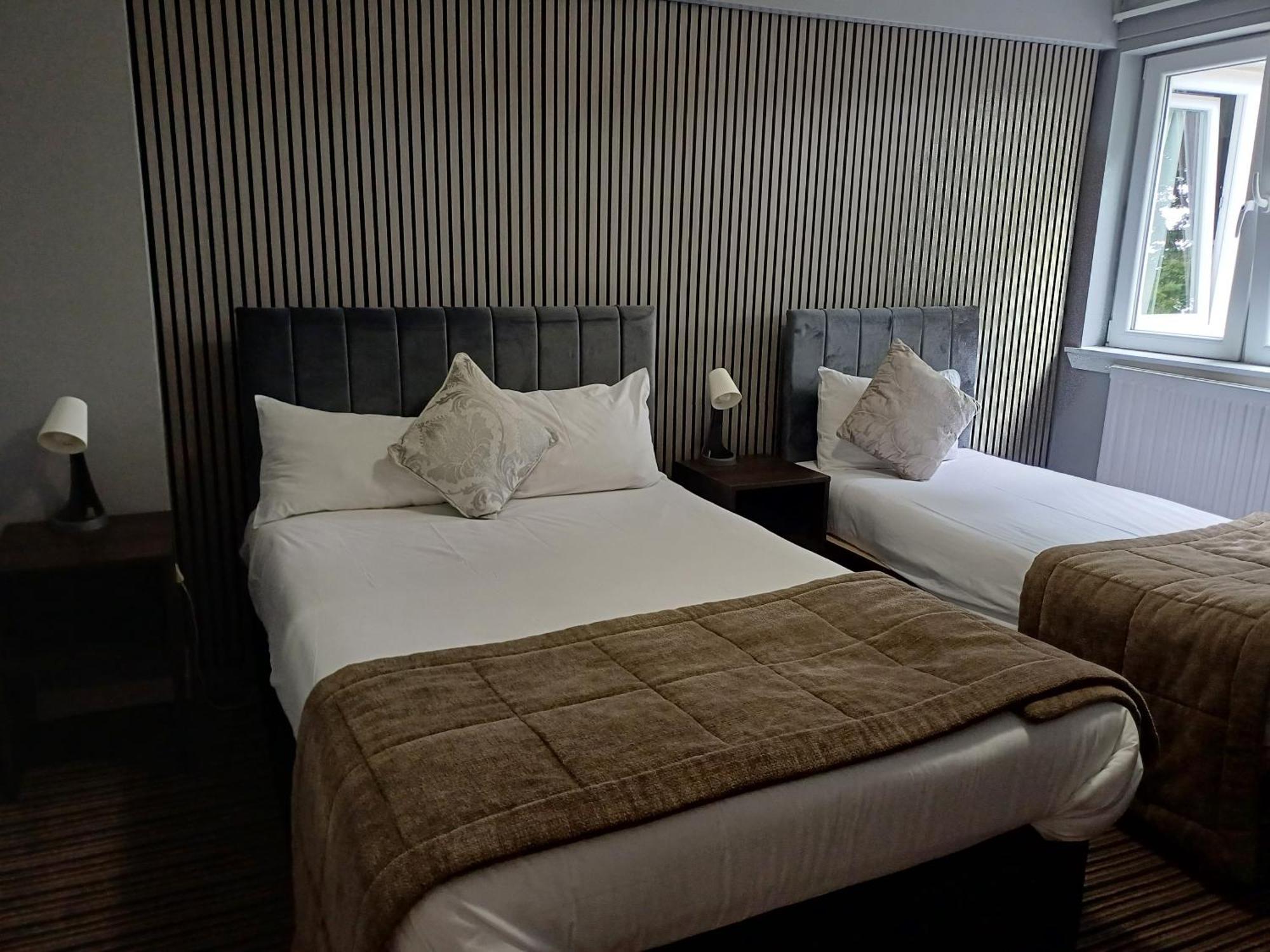 Kings Park Hotel Glasgow Oda fotoğraf